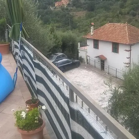 Πανσιόν Bella Liguria