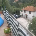 Konukevi Bella Liguria