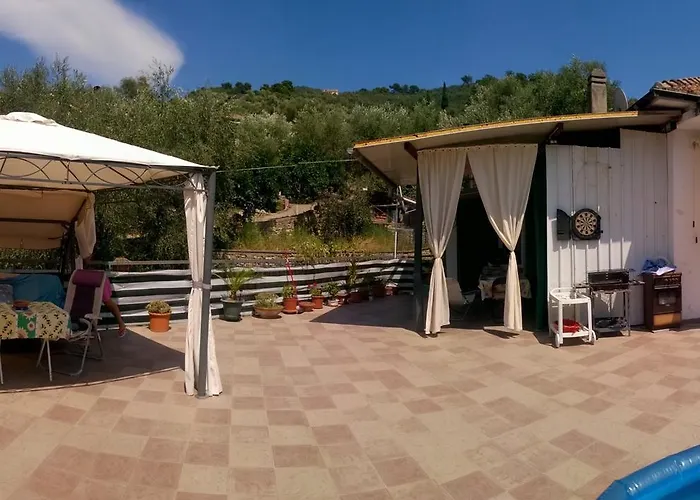 Bella Liguria Vendégház *